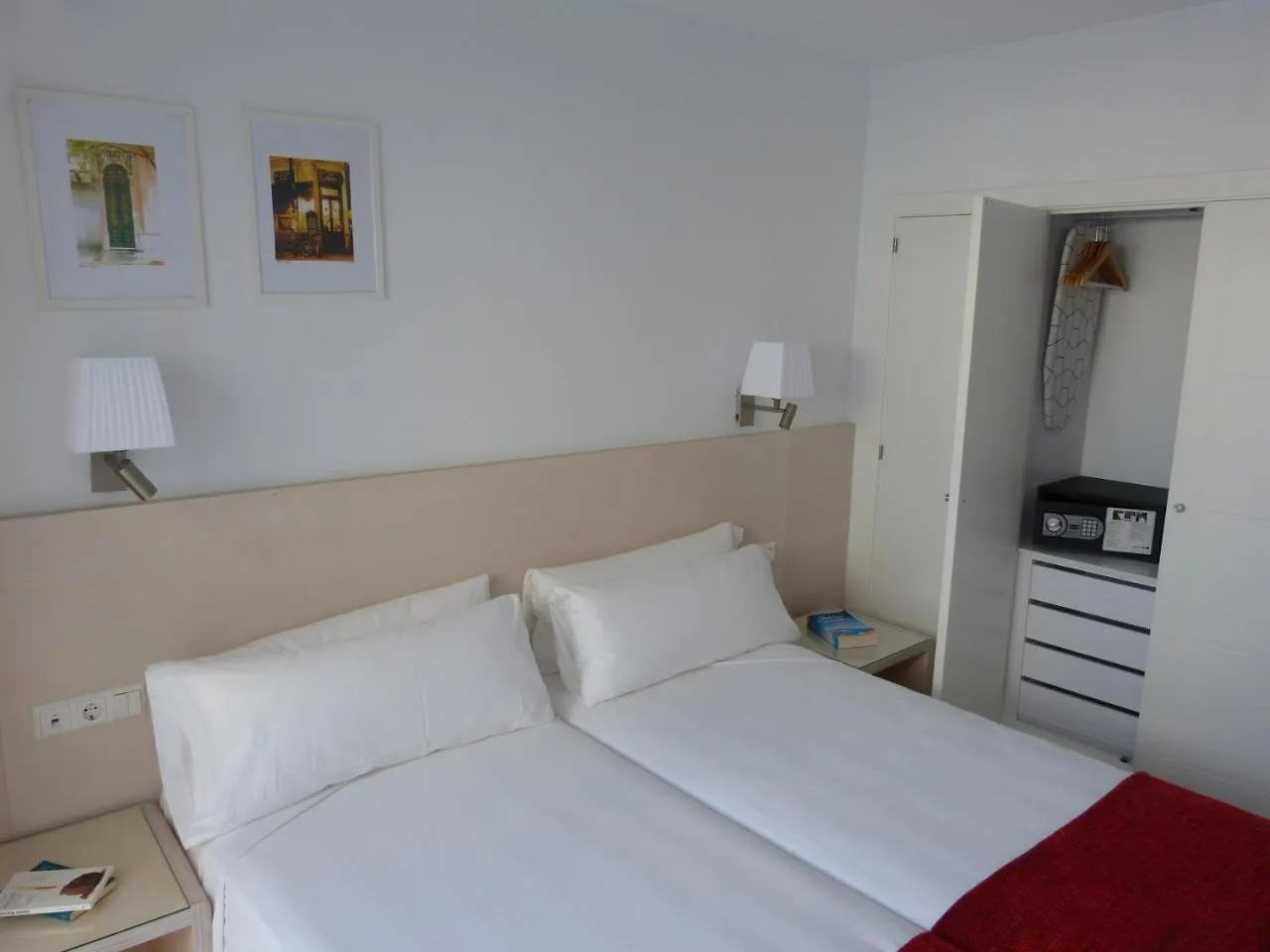 Apartamentos Patagonia Sur Cadice Aparthotel
