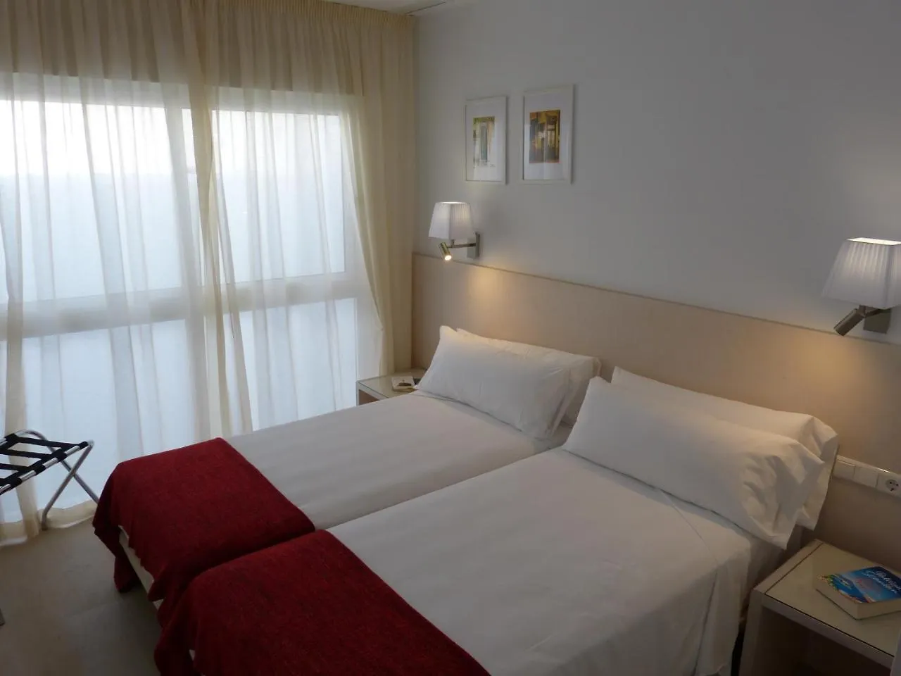 Apartamentos Patagonia Sur 카디스 아파트호텔