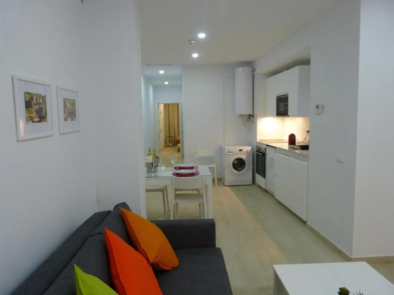 *** Apart Otel Apartamentos Patagonia Sur Cadiz İspanya